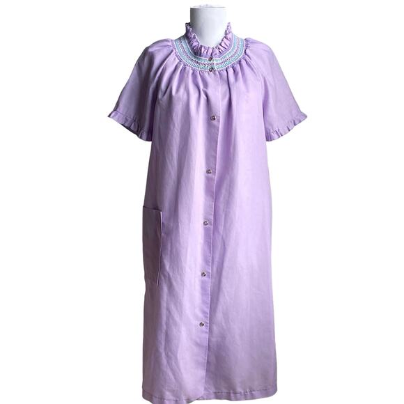 VTG LINDSAY JORDAN Smocked Ruffle Pearl Snap Front Pocket House Dress Mumu USA M - Picture 1 of 11